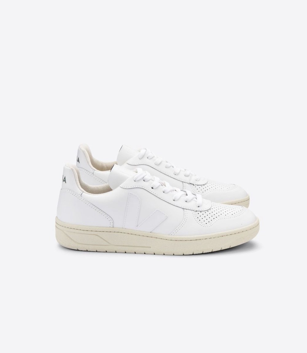 Veja Trainers Mens White - V-10 Leather - WNPQ-46503